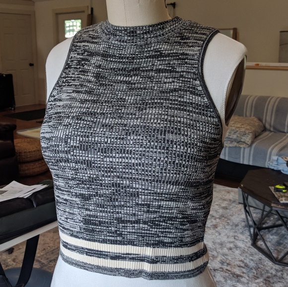 Crop top sweater - Picture 3 of 3